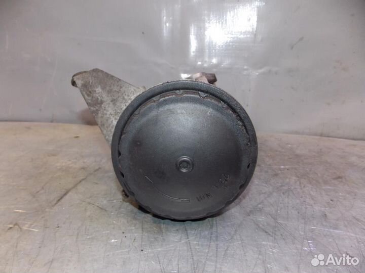 Корпус масляного фильтра Opel Movano 1998-2010