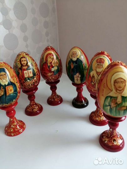 Яйцо сувенирное, дерево