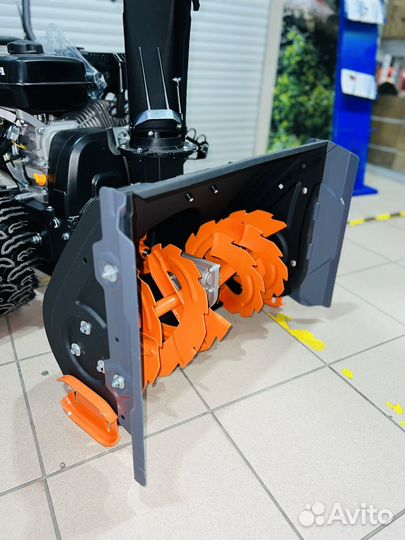 Снегоуборщик Honda HSS 569