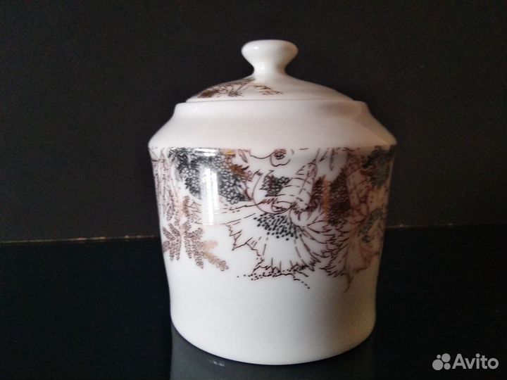 Сахарница новая