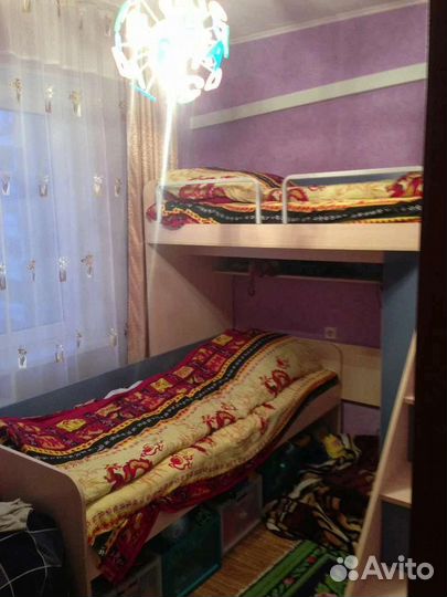 Детский спальный гарнитур с двухэтажной кроватью