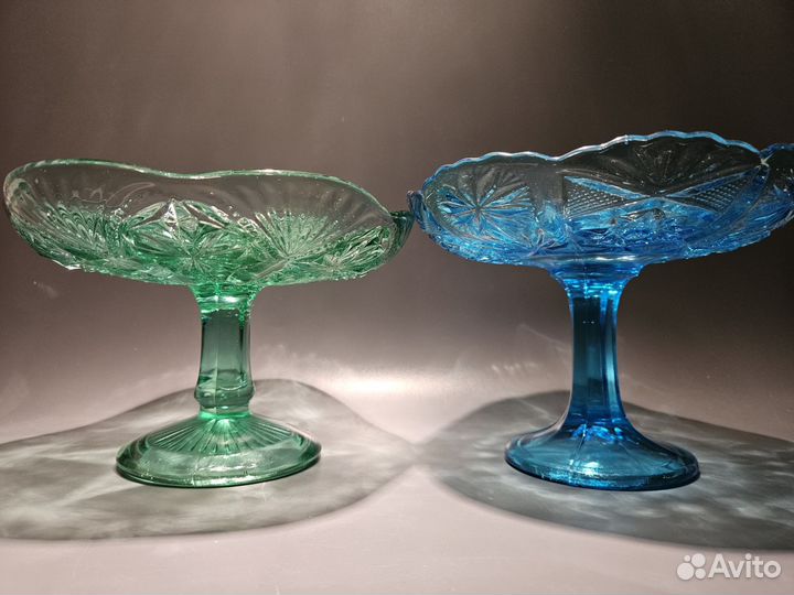 Вазы цветное стекло