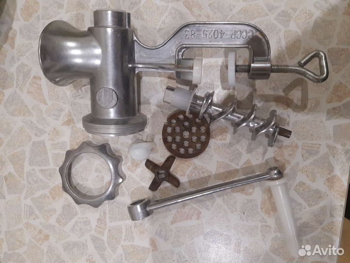 Мясорубка ручная бу