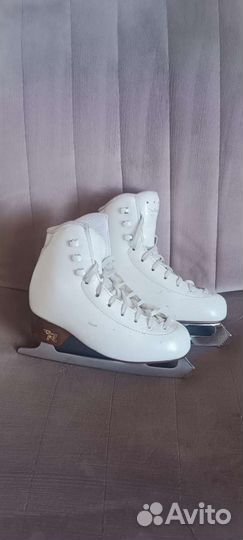 Фигурные коньки risport antares 210