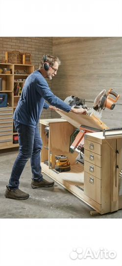 Помощник столяра