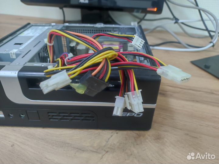 Блок питания ATX и микрокорпус