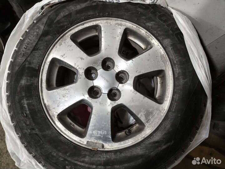 Литые диски с резиной Subaru Forester R15 5x100