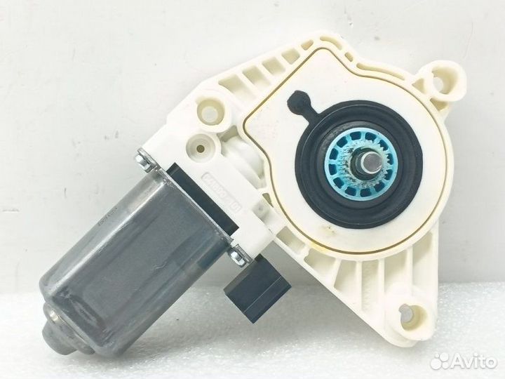 Моторчик стеклоподъемника задний левый Audi Q5 FY