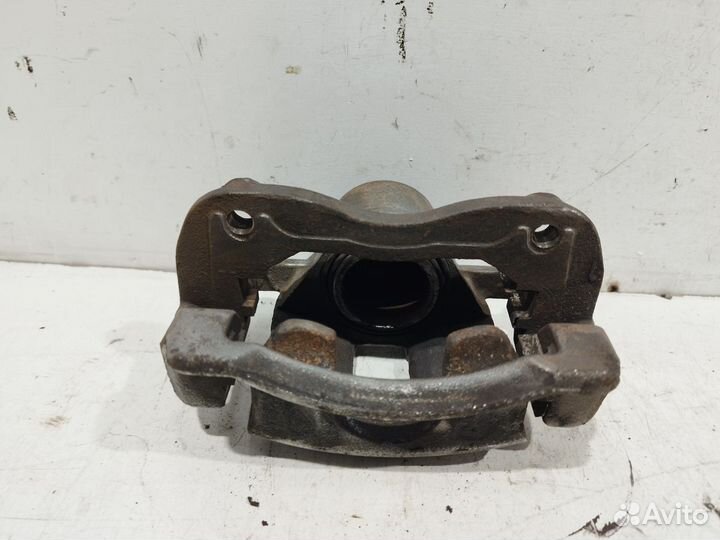 Суппорт тормозной передний левый Solaris 2010-2017