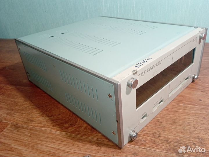 Корпус прибора для радиолюбителей