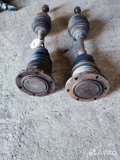 Привод передний левый Chevrolet Blazer