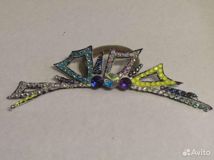 Украшение на шишку. Коронка для гимнастики