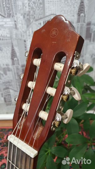Классическая гитара yamaha c40