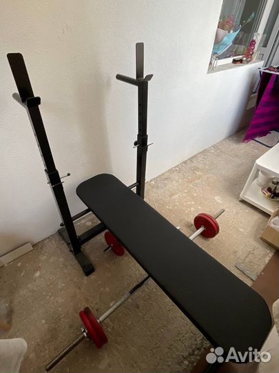 Скамья для жима со стойками и штангой