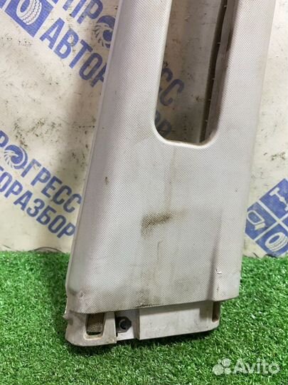 Обшивка стойки правая Mazda 6 Gg седан 1.8 L8 2004