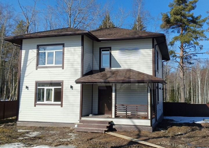 Дом 183 м² на участке 10 сот.