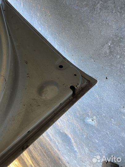 Renault sandero двери