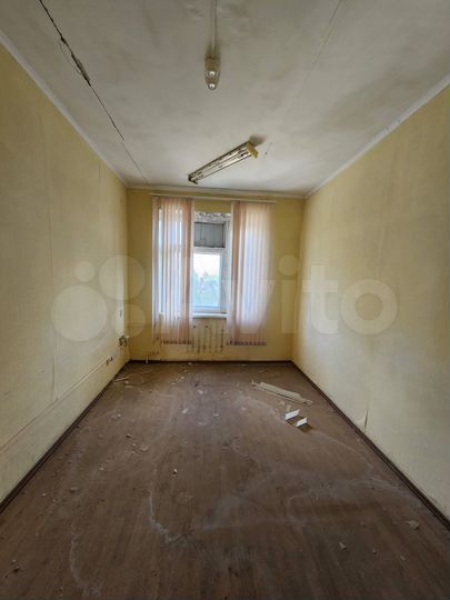 Здание 1200 м2