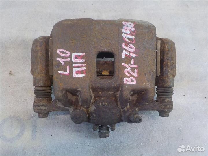 Суппорт передний правый Mitsubishi Lancer 10 (CY)