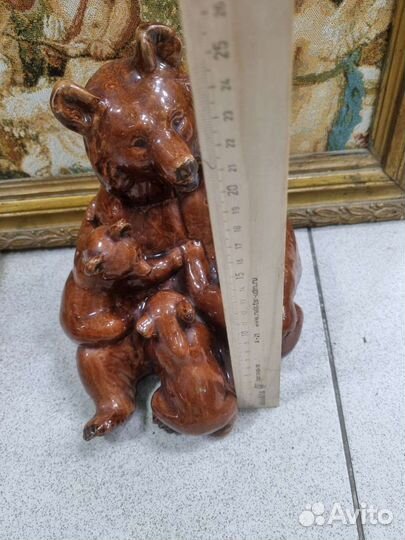 Статуэтка Медведица с медвежатами, керамика, Гжель