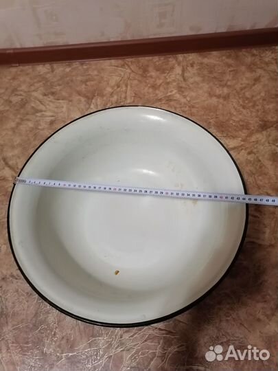 Новый Два эмалированных больших Таза СССР