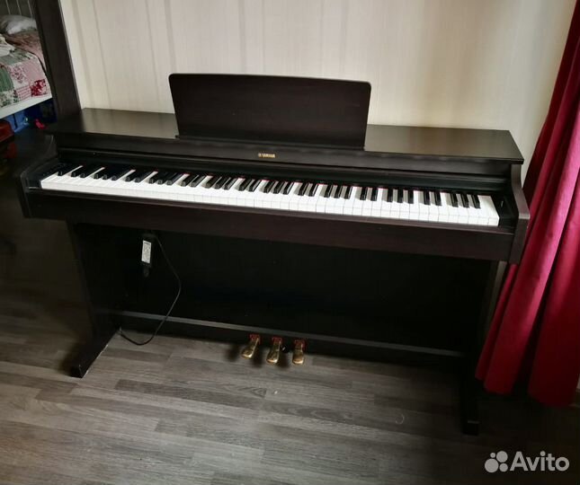 Цифровое пианино Yamaha YDP-163R arius