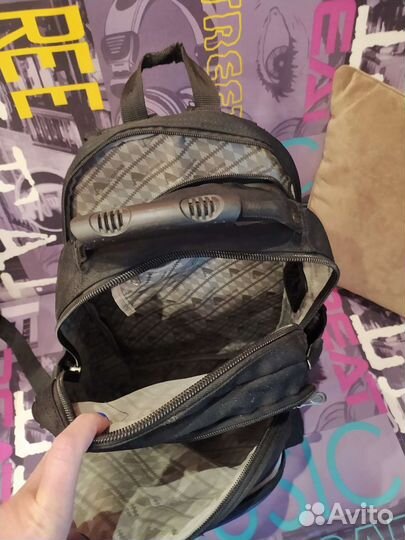 Рюкзак школьный