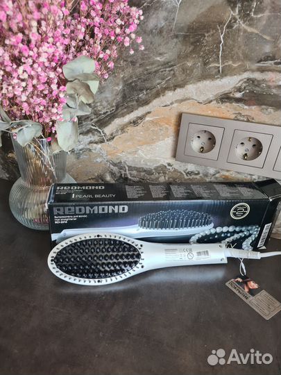 Расческа выпрямитель Redmond