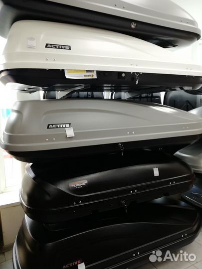 Бокс на крышу автомобиля