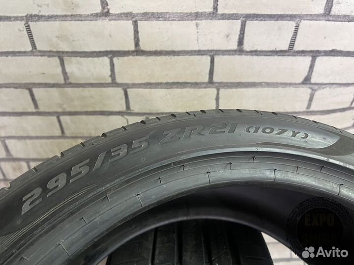 Pirelli P Zero PZ4 L.S. 295/35 R21