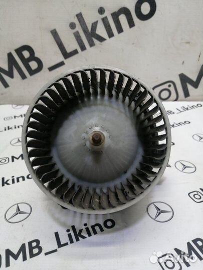 Моторчик печки Mercedes W212