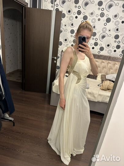 Вечернее платье