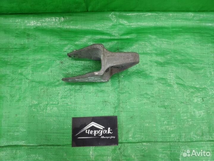 Кронштейн опоры двигателя задний Caliber/Compass