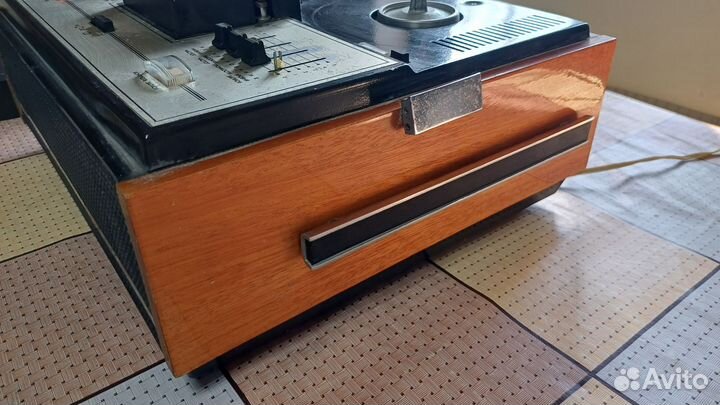 Магнитофон бобинный катушечный Яуза 207