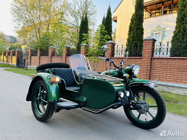 Мотоцикл Урал с коляской имз-8 Турист СССР