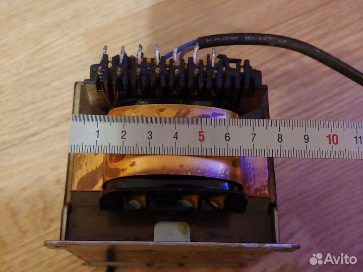 Трансформатор