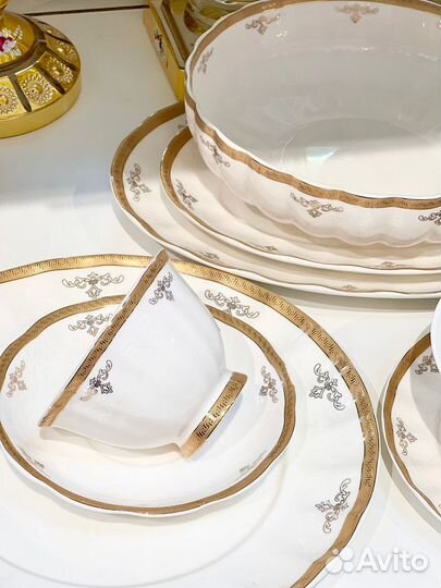 Чайно столовый сервиз 39 предметов
