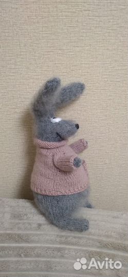 Вязаный зайка