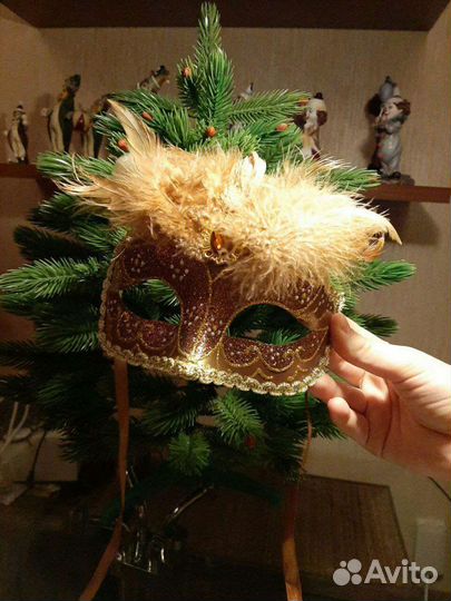 Маска карнавальная