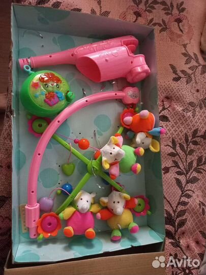 Мобиль на кроватку новый