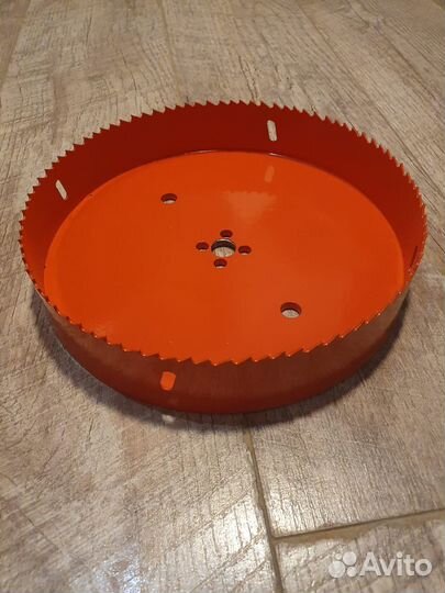 Коронка по дереву и металлу 210 мм биметаллическая