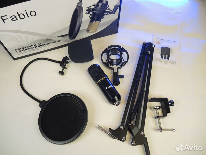 Микрофон студийный