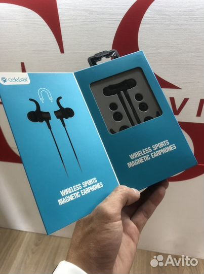 Беспроводные наушники Celebrat A8