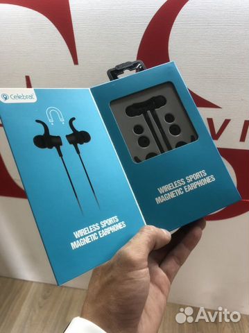 Беспроводные наушники Celebrat A8