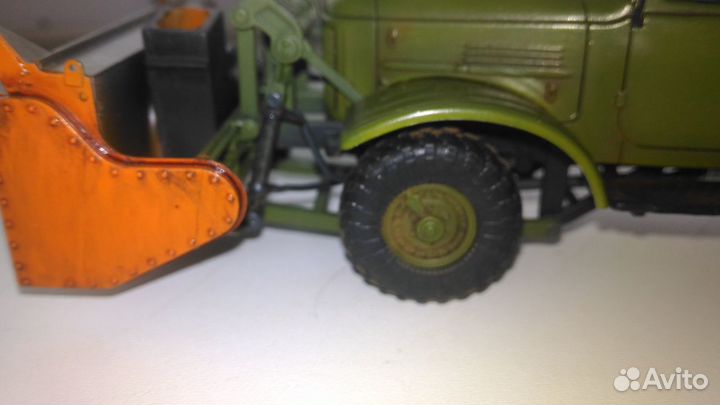 Д-470 на базе ЗИЛ-157 1/43