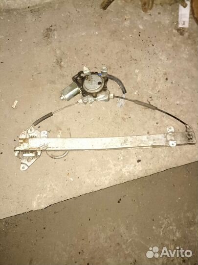 Стеклоподъемник Toyota Corolla Levin 7