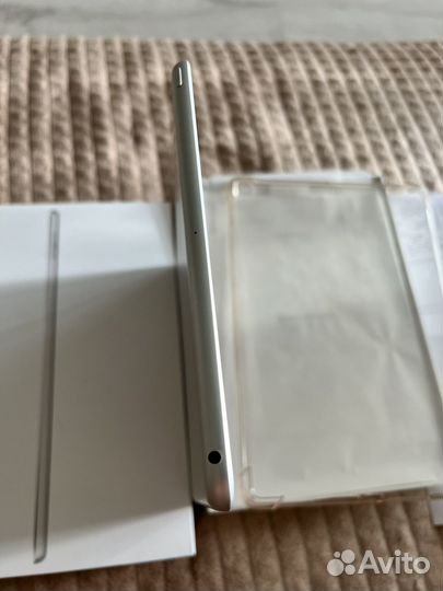 iPad 9 го поколения 2021 на 64 гб