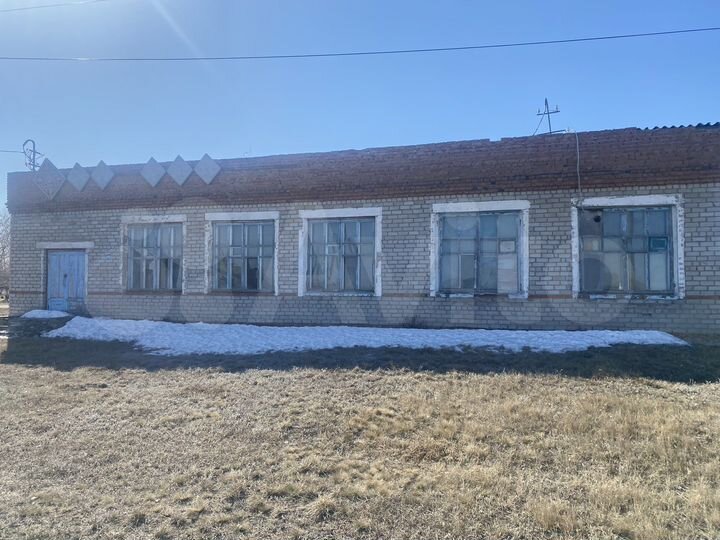 Здание, 220 м²