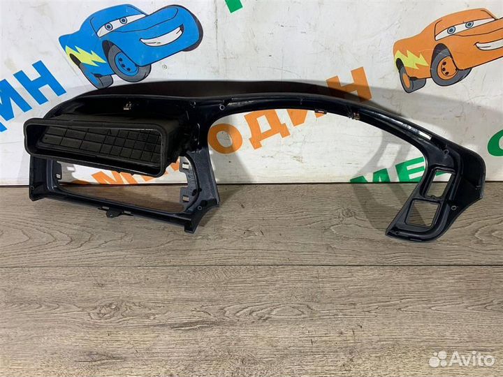 Дефлектор воздушный центральный,решетка вентиляци