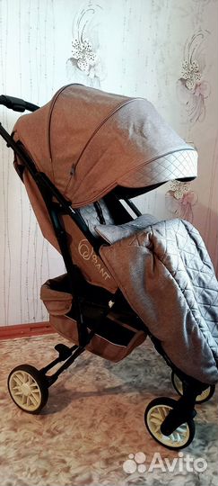 Прогулочная коляска